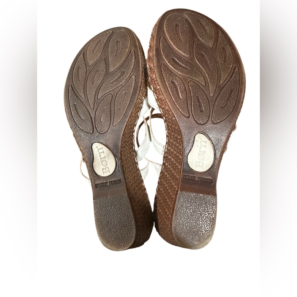 Women's BORN White slip on strappy Sandals - Picture 7 of 8